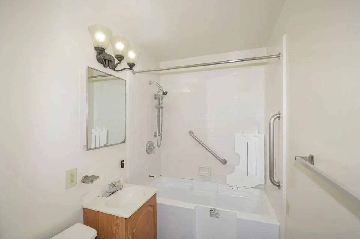 Image of Greater New Hope Tower Apartments (6)