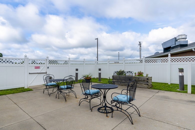 Image of Coulterville Rehabilitation & Health Care Center (2)