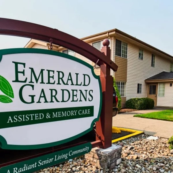 Image of Emerald Gardens of Woodburn (1)