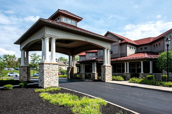 Beachwood Commons by New Perspective in Beachwood, OH, entrance