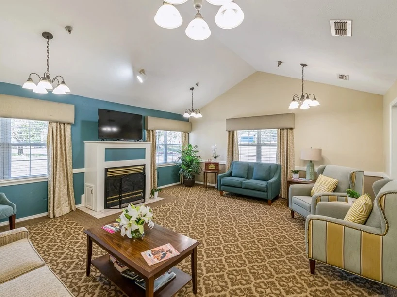 Image of Redbud Place Assisted Living (4)
