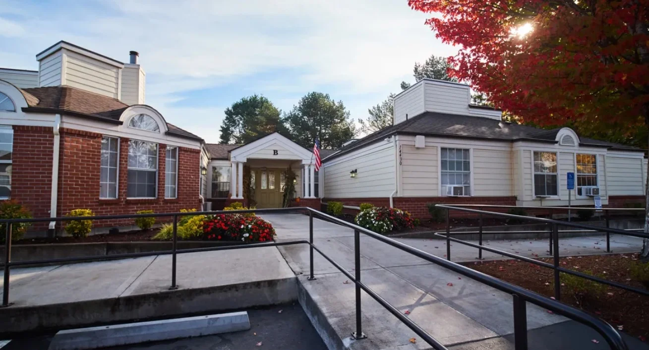 Image of Farmington Square Beaverton (6)