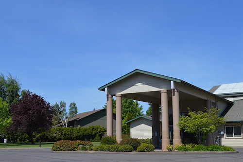 Image of Green Valley Rehabilitation Health Center (3)