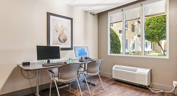 Image of Friendship Tower Dallas (7)