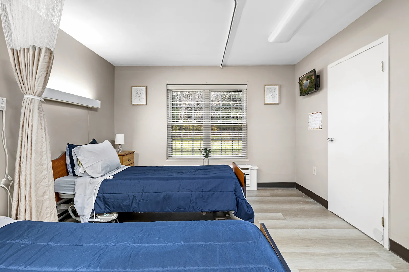 Image of Hudson Elms Nursing Center (3)