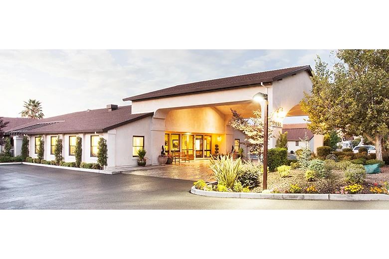 Image of Lincoln Meadows Care Center (1)