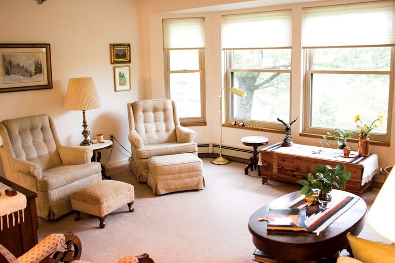 Image of Mount Royal Pines III Assisted Living (3)