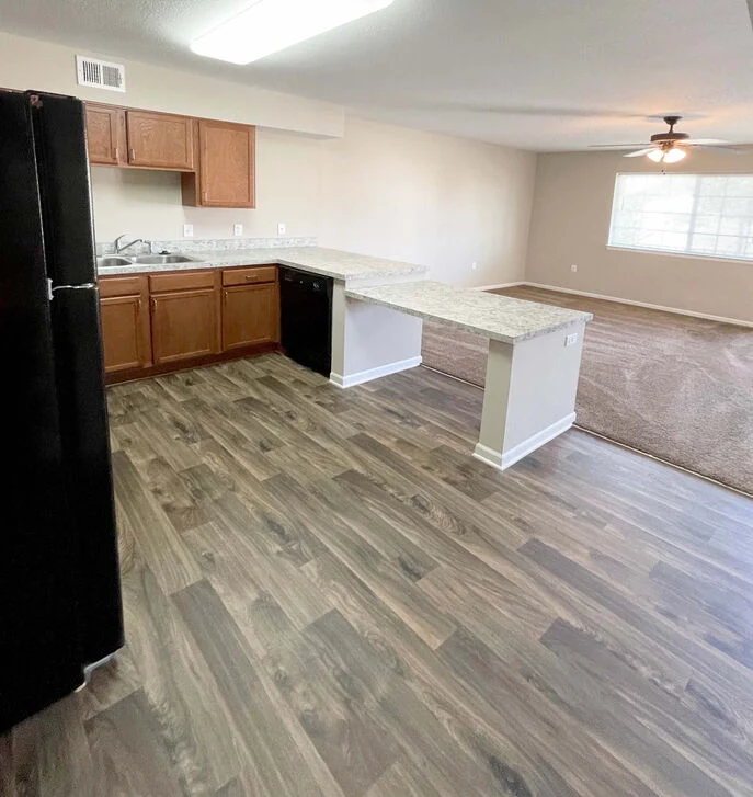 Image of Sundance Tonganoxie II (2)