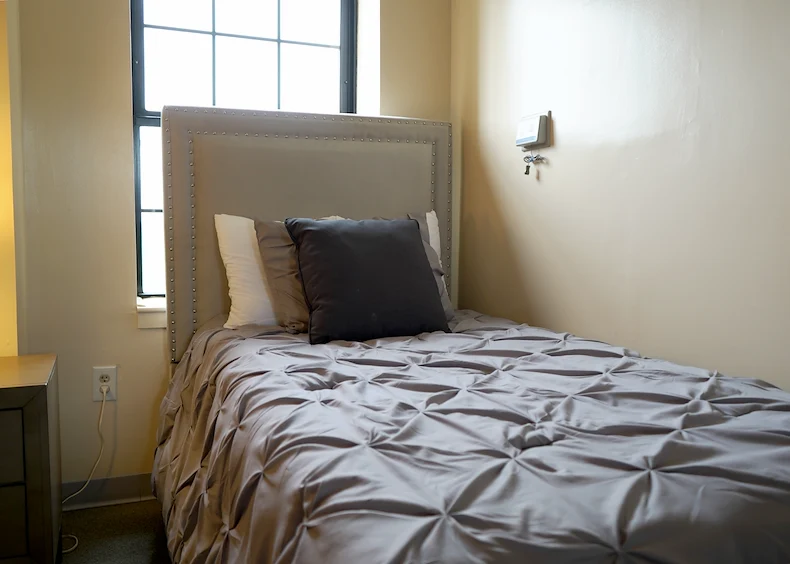 Image of Amber Court of Elizabeth (6)