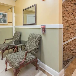 Image of Colonial at West Palm Beach (3)