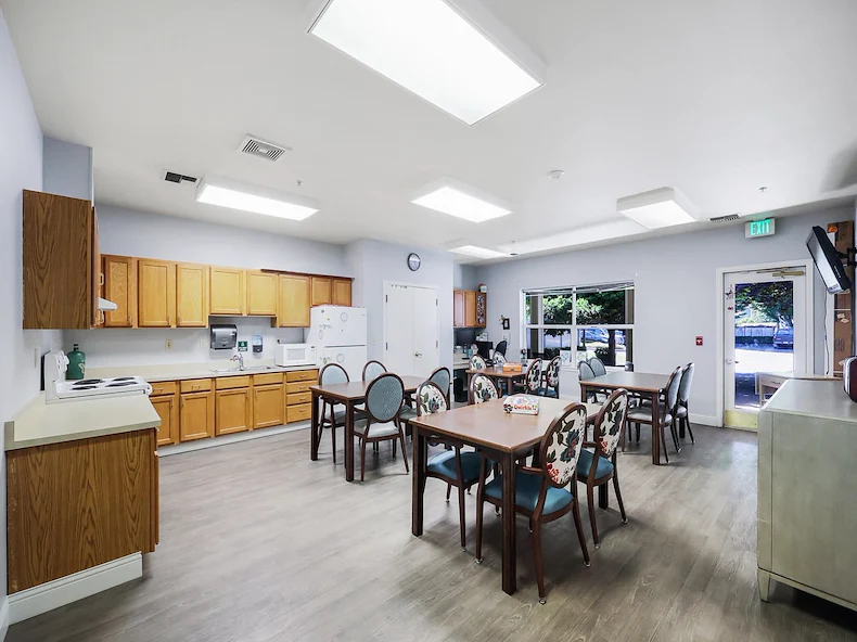 Image of Prestige Senior Living Auburn Meadows (6)