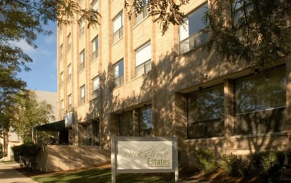 Image of Landmark Of Hyde Park Rehabilitation And Nursing C (2)