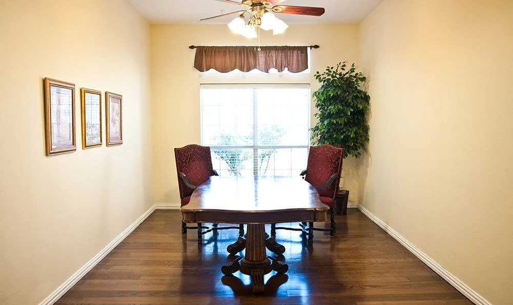 Image of Rambling Oaks Courtyard Extensive Care Community (3)