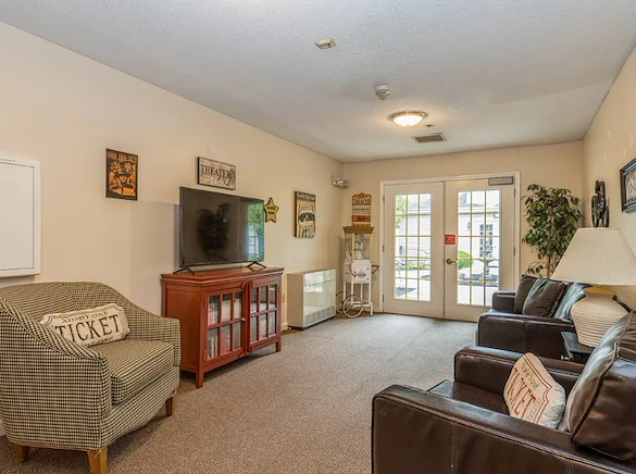 Image of Dewolfe Place (4)