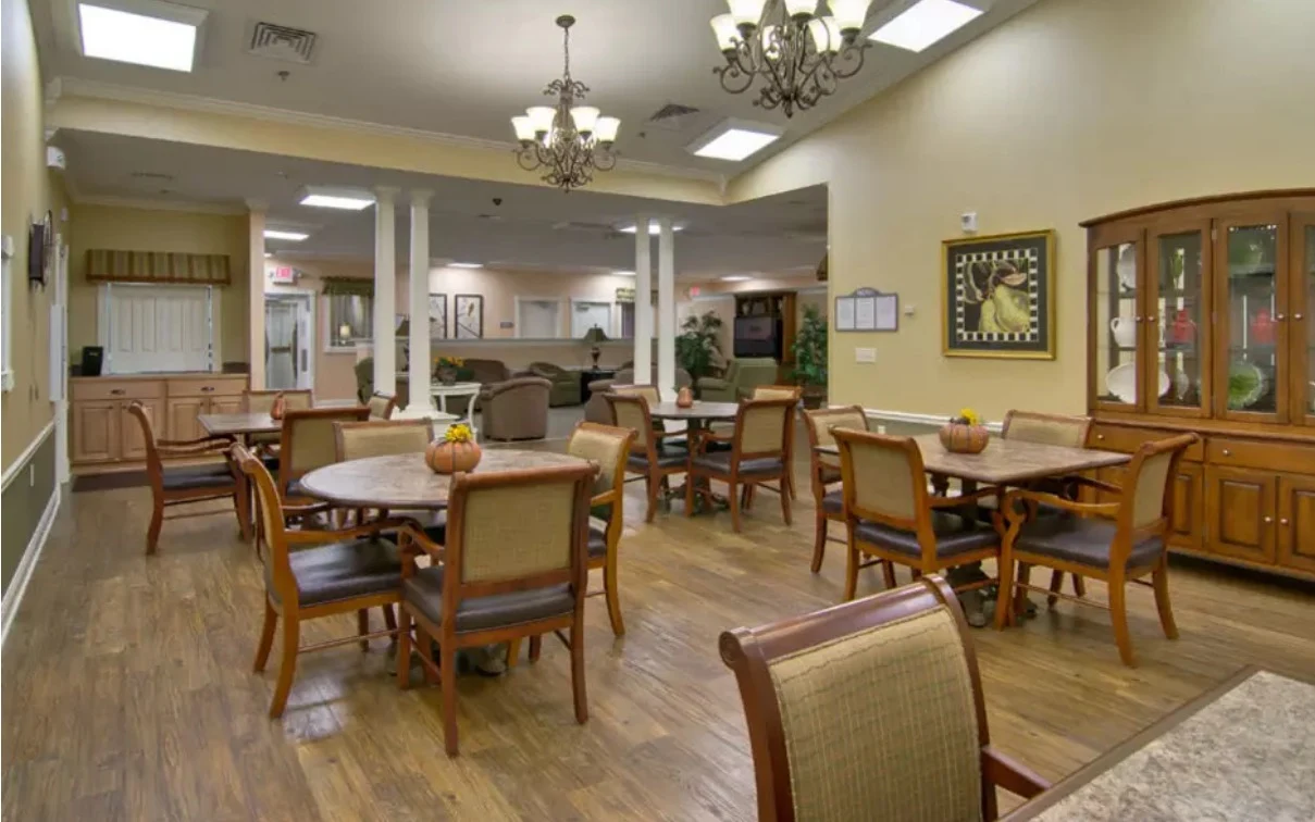 Image of Parkway Gardens Senior Living (4)