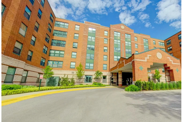Image of Lincolnwood Place (1)