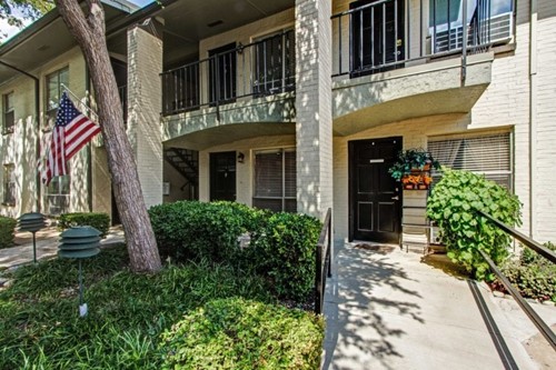 Image of Meadowstone Place (3)