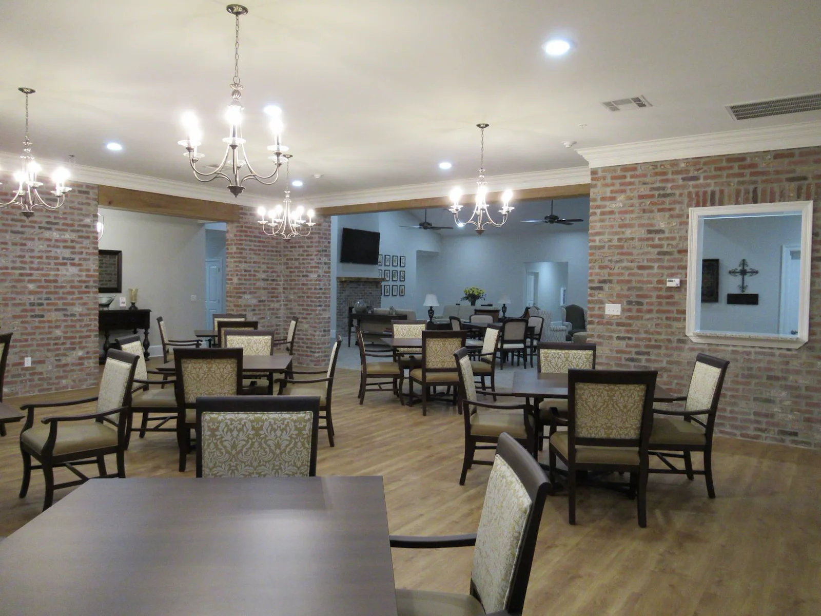Image of BeeHive Homes of Youngsville (3)