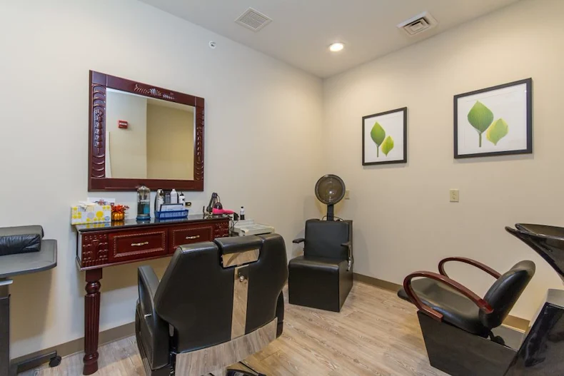 Image of Beaver Lake Lodge (5)