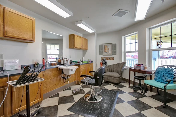 Image of Prestige Senior Living West Hills (10)