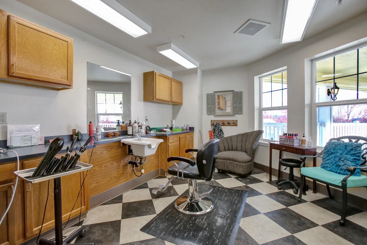 Image of Prestige Senior Living West Hills (10)