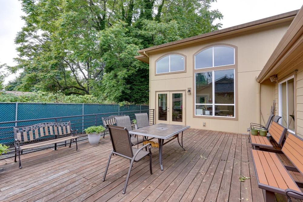 Image of RN Villa Senior Care Community (4)