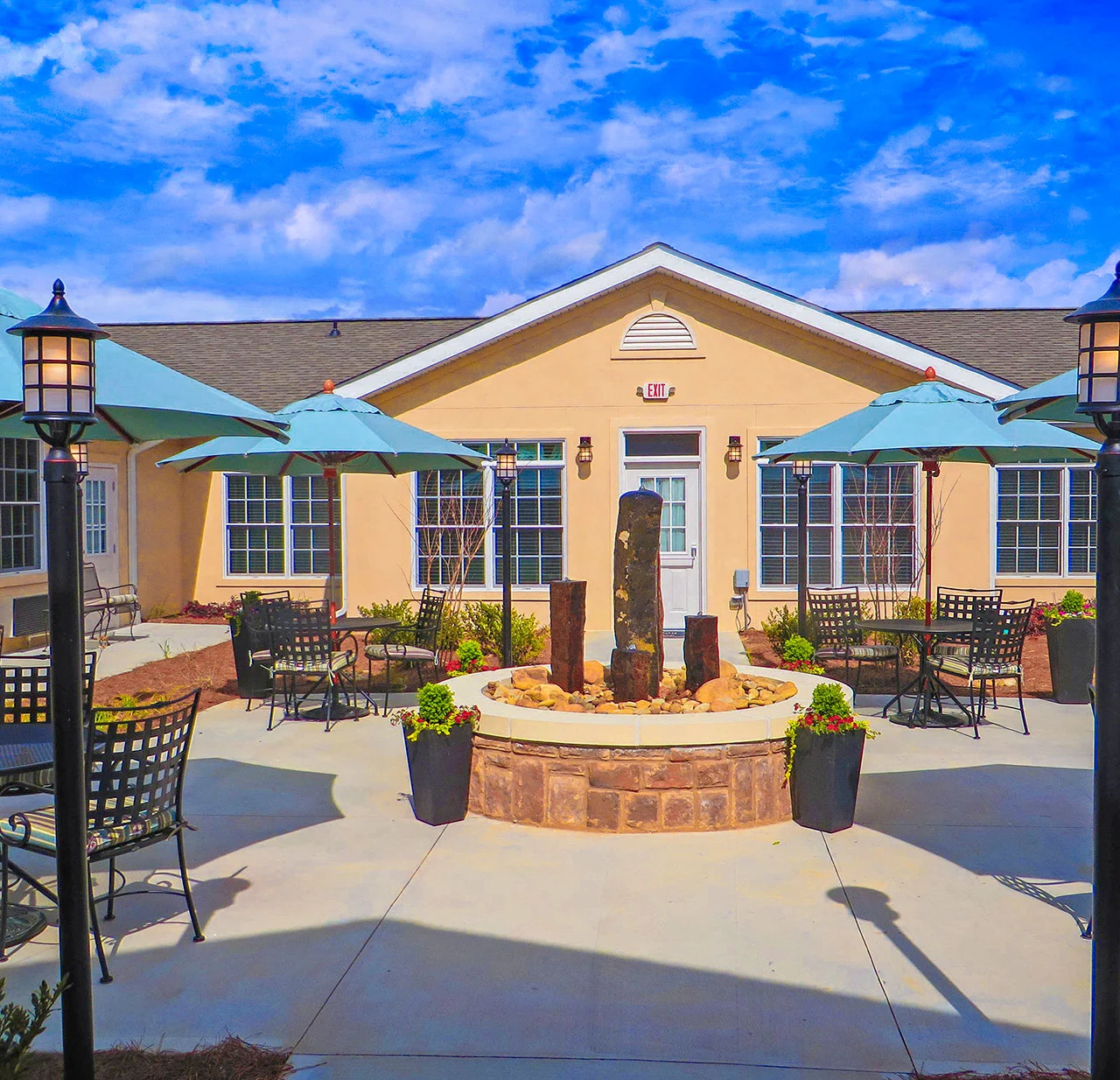 Image of Benton House of Grayson (2)