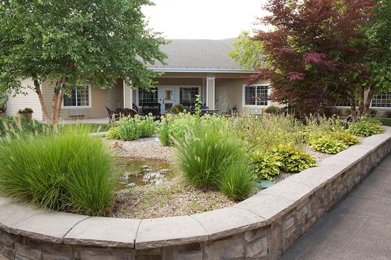 Image of Amber Glen Alzheimer's Care Center (3)