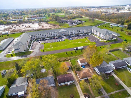 Image of Huntington Square Senior Apartments (2)