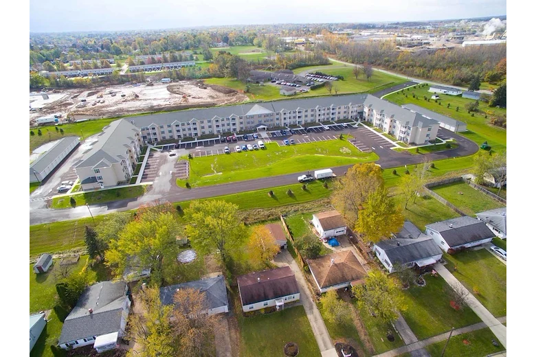 Image of Huntington Square Senior Apartments (2)