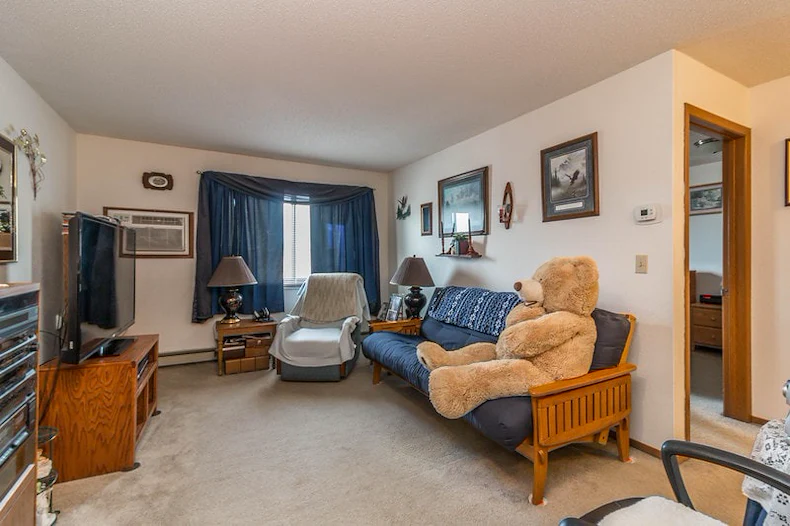 Image of Red Oak Manor (4)