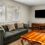 Image of Columbus Estates (6)