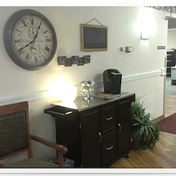 Image of Hillview Health Care Ctr (5)