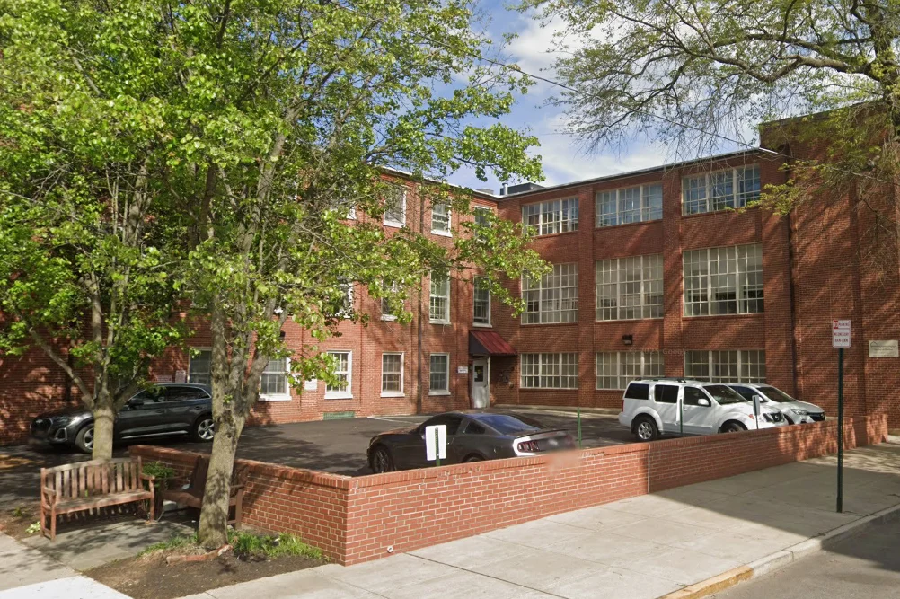 Image of Denney Reyburn Apartments (1)