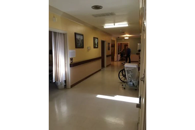 Image of Folsom Care Center (4)