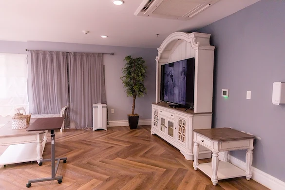 Image of Claremont Hacienda (4)