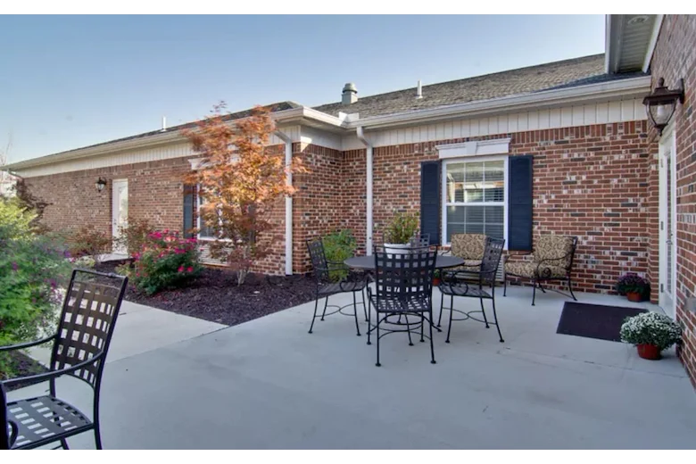Image of Parkway Gardens Senior Living (2)
