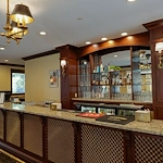 Bar & Lounge