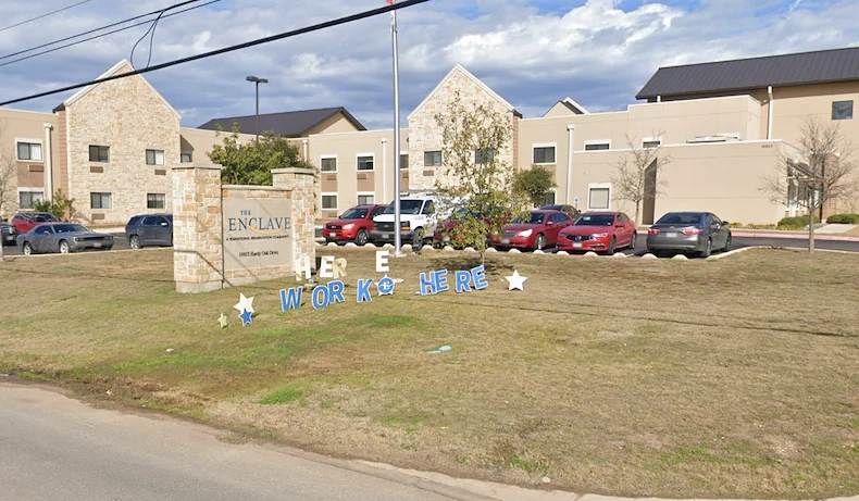 Image of The Enclave (1)