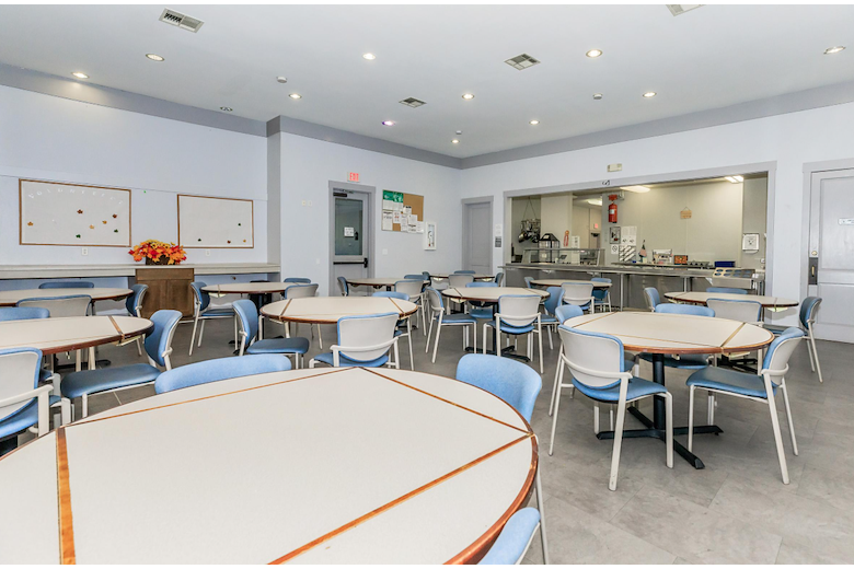 Image of Palacio Del Sol Senior Apartments (3)