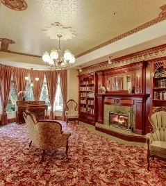 Image of Sunshine Villa, A Merrill Gardens Community (2)