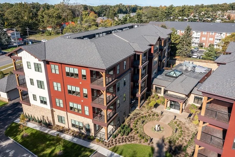 Image of The Crescent (1)