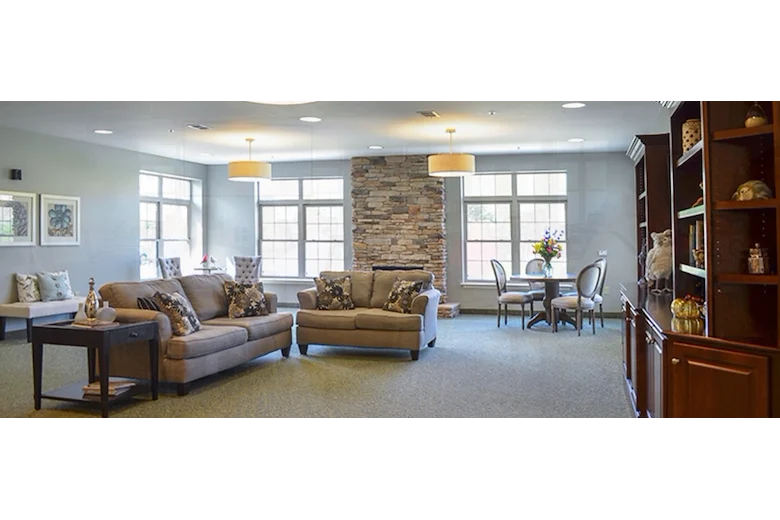 Image of Woodland Country Manor Inc (7)