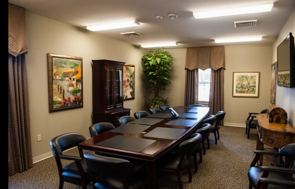 Image of Lady Of The Oaks Retirement Manor (5)