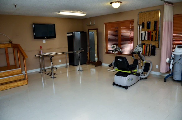 Image of Smoky Hill Rehabilitation Center (2)