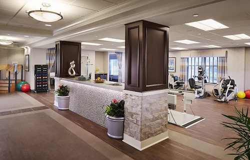 Image of Alden Estates of Evanston (2)