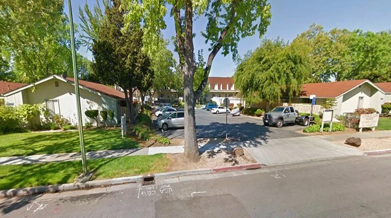 Image of Lincoln Glen Skilled Nursing (2)