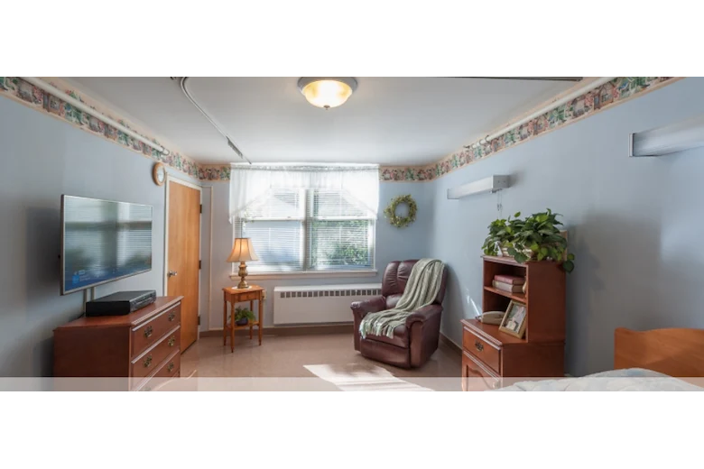 Image of Complete Care At Middlebury (2)
