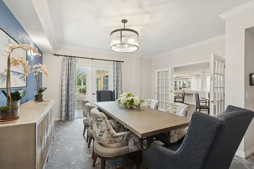 Image of Lexington Manor (6)