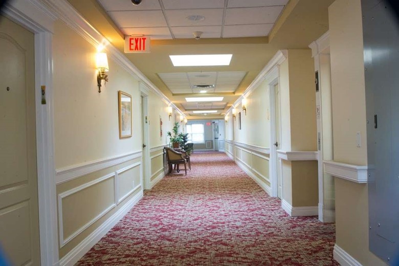 Image of The Lakewood Courtyard (3)